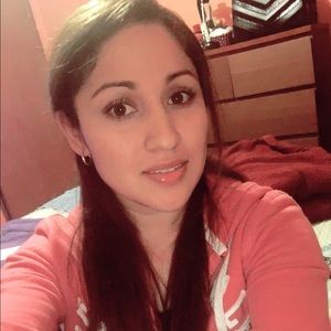 Meet your Posher, Karina