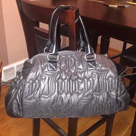 JUICY COUTURE LARGE BLACK HANDBAG W/SIDE POCKETS