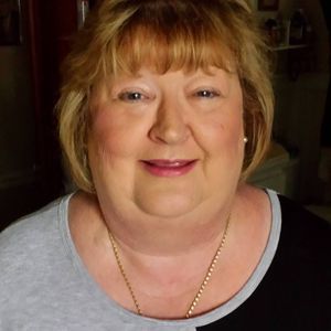 Meet your Posher, Debbie