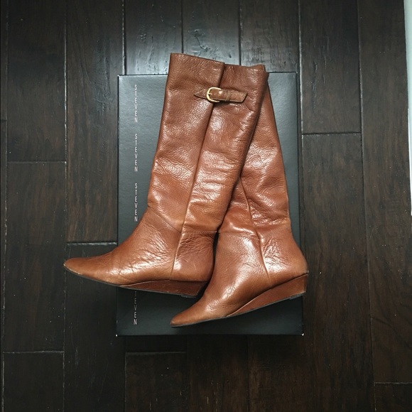Steve Madden Boots