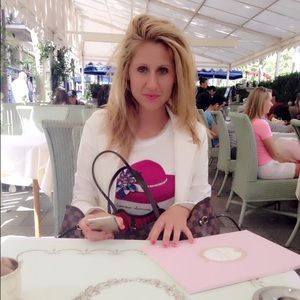 Meet your Posher, Presiyana