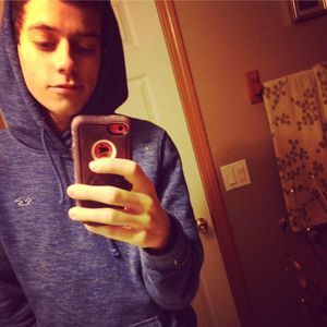 Meet your Posher, Dylan