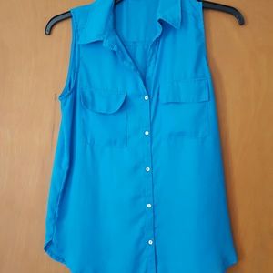 🚫SOLD🚫Cobalt blue sleeveless shirt