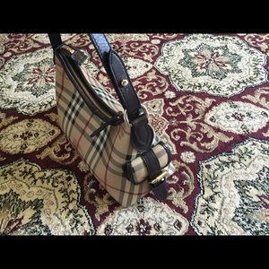 Burberry Handbag (Authentic)