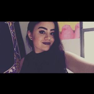 Meet your Posher, Carlee