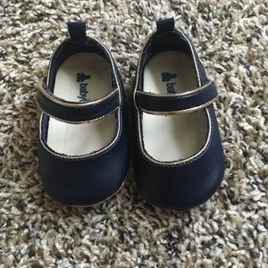 Gap Mary Jane shoe. 3-6 months