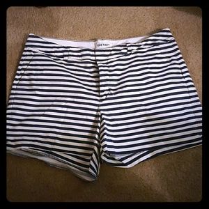 Old Navy *plus* Striped shorts