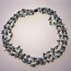 Beaded choker necklace gray blue and white