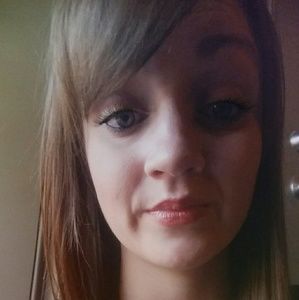 Meet your Posher, Robyn