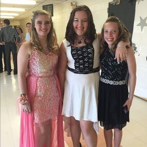 Meet your Posher, Emily