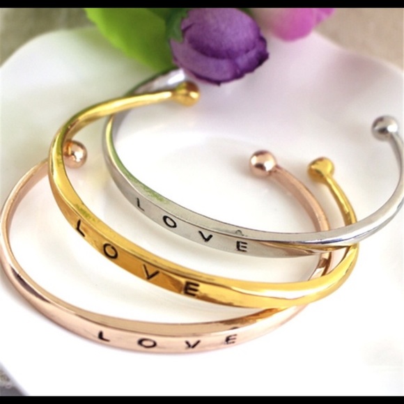 Love bangle set of 3