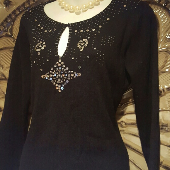 Gorgeous sweater - Picture 3 of 4