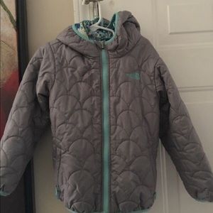 Size 4/5 north face jacket/coat reversible