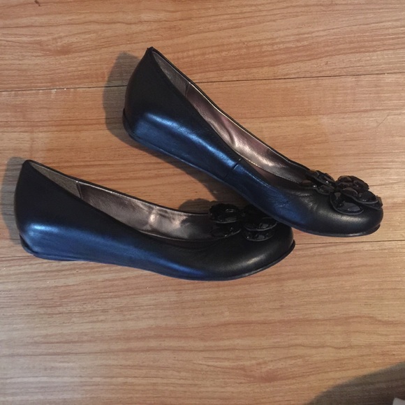 Black hidden-wedge Kenneth Cole Reaction shoes sz6 - Picture 2 of 4