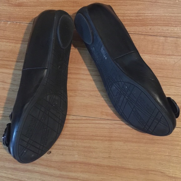 Black hidden-wedge Kenneth Cole Reaction shoes sz6 - Picture 3 of 4