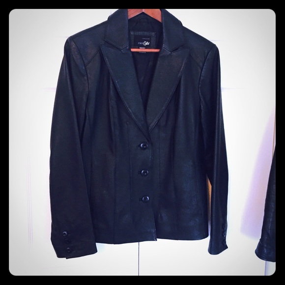 EAST 5th Leather - Picture 1 of 3