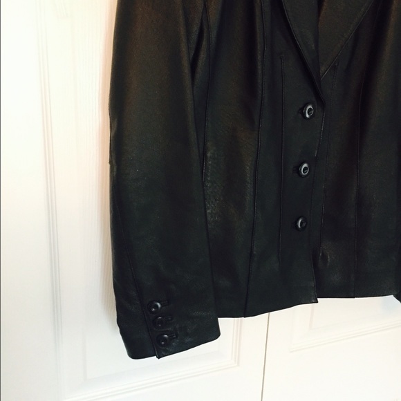 EAST 5th Leather - Picture 3 of 3