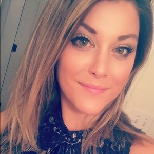 Meet your Posher, Melissa