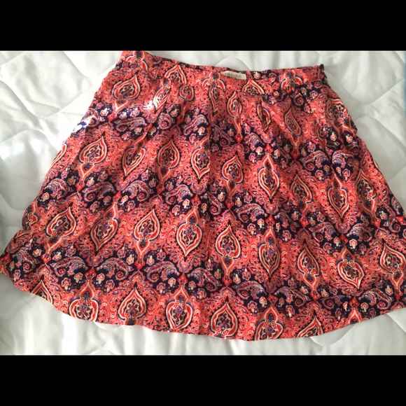 Forever 21 high-rise skirt. Parsley pattern. - Picture 1 of 2