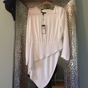BCBG WHITE "EUGENIE" ASYMMETRIC BLOUSE