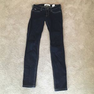 HOLLISTER SKINNY JEANS