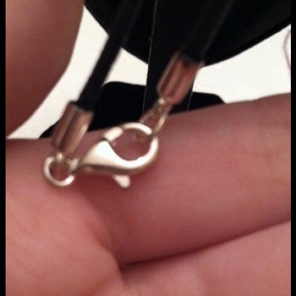 16" Black Cord w Sterling Concave Pendant - Picture 2 of 4