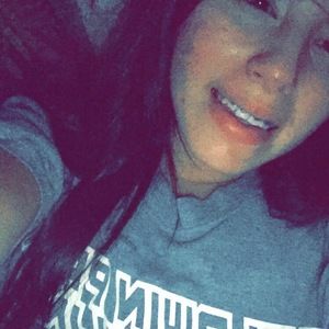 Meet your Posher, Angie