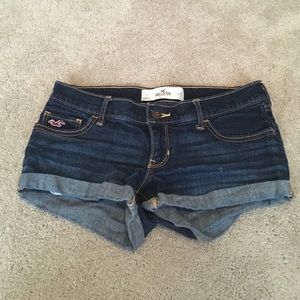 HOLLISTER JEAN SHORTS