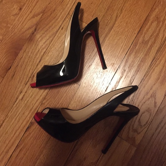 Black Louboutins - Picture 4 of 4