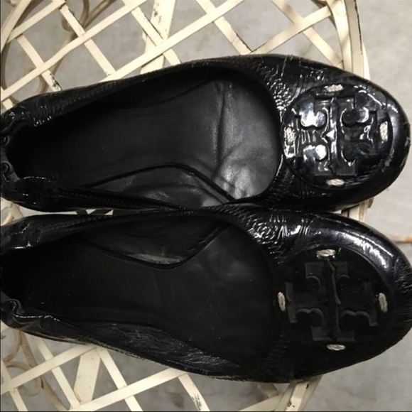 Tory Burch flats black patent size 7 - Picture 1 of 3