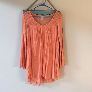 Peach long sleeve billabong dress!