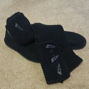 *Lowest Price* Fold Under Knit Bearpaw Boots