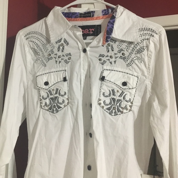 Roar shirt
