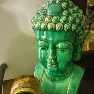 Meet your Posher, Adia