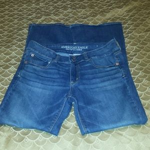 AMERICAN EAGLE JEANS