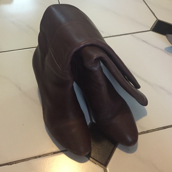 Knee high brown wedge boots - Picture 2 of 2