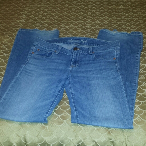 LOVED AMERICAN EAGLE JEANS