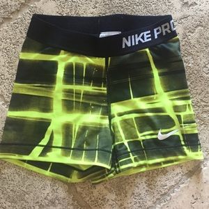 Nike pro's Adult XS