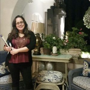 Meet your Posher, Crystal