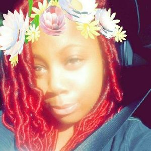 Meet your Posher, April