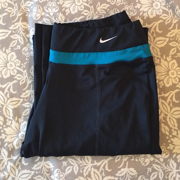 Nike Pants - 1 day sale! Nike dri-fit flare sweatpants 👟