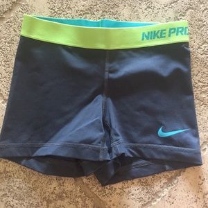 Dark grey Nike Pro's Adult XS