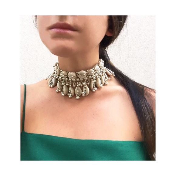 Shell Choker