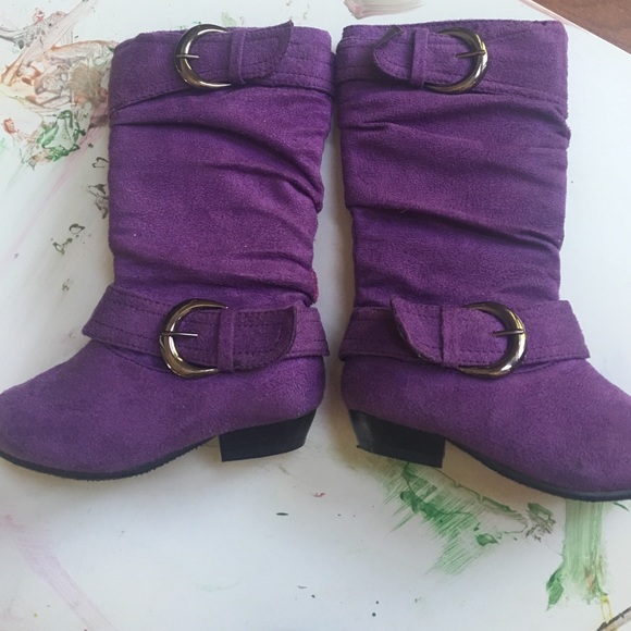 Purple boots size 5 EUC