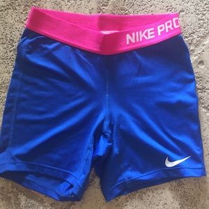 Nike Pro's youth large