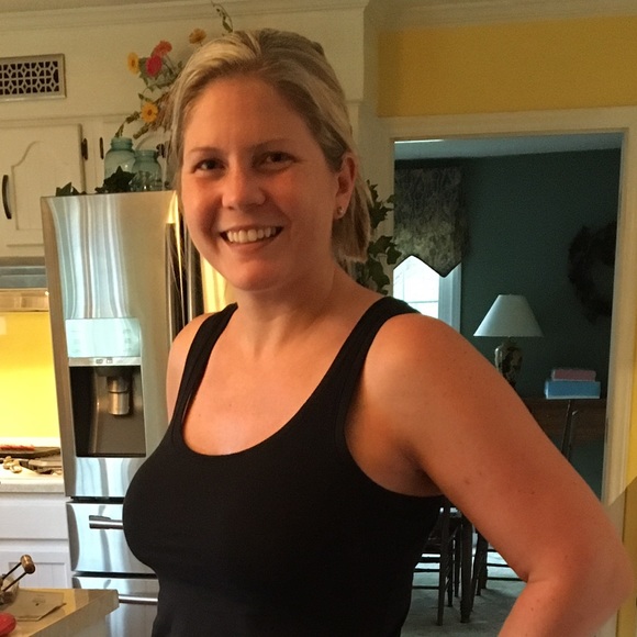 Meet your Posher, Stephanie