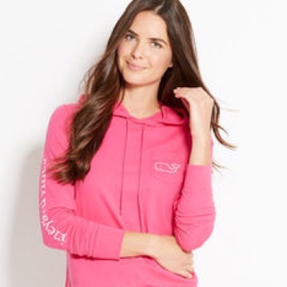 pink hooded vineyard vines shirt