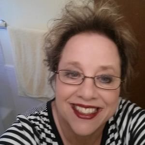 Meet your Posher, Shelly