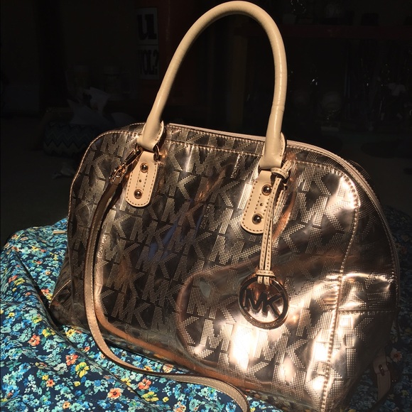 🎉FLASH SALE🎉Michael Kors purse