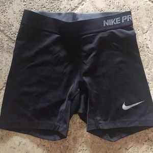Nike Pro's youth Medium gently used